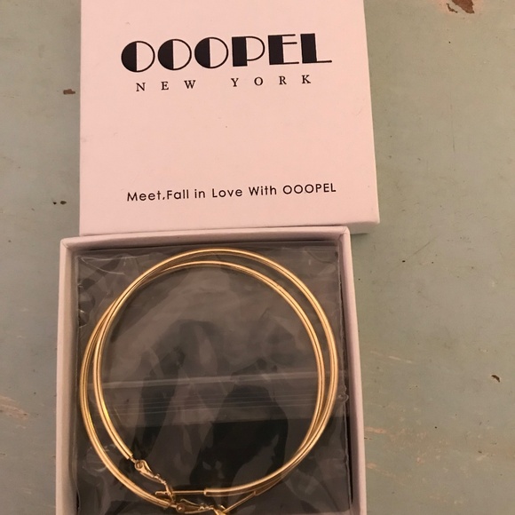 14KGold Plated Earrings NewWithBox - Picture 1 of 9